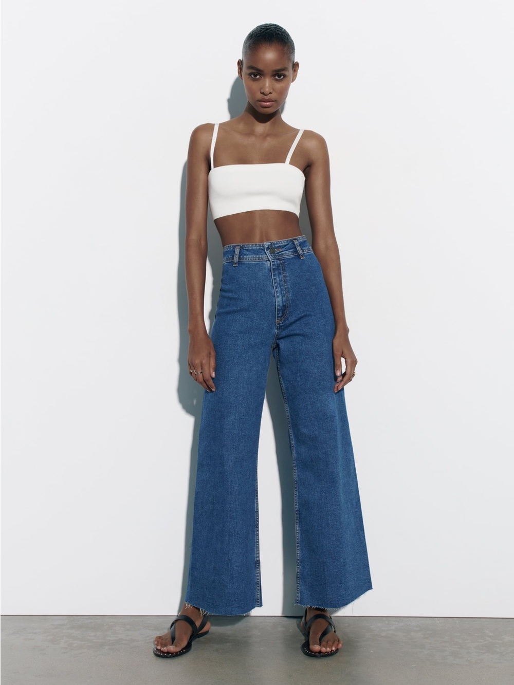 Zara Marine Straight Jeans Women’s 4 26 High Rise Wide Leg Raw Hem NWT